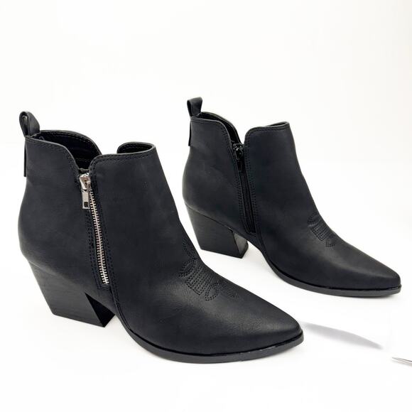 dv dolce vita Black Western Faux Leather Cuban Block Heel Ankle Booties Sz 10 - Picture 2 of 13